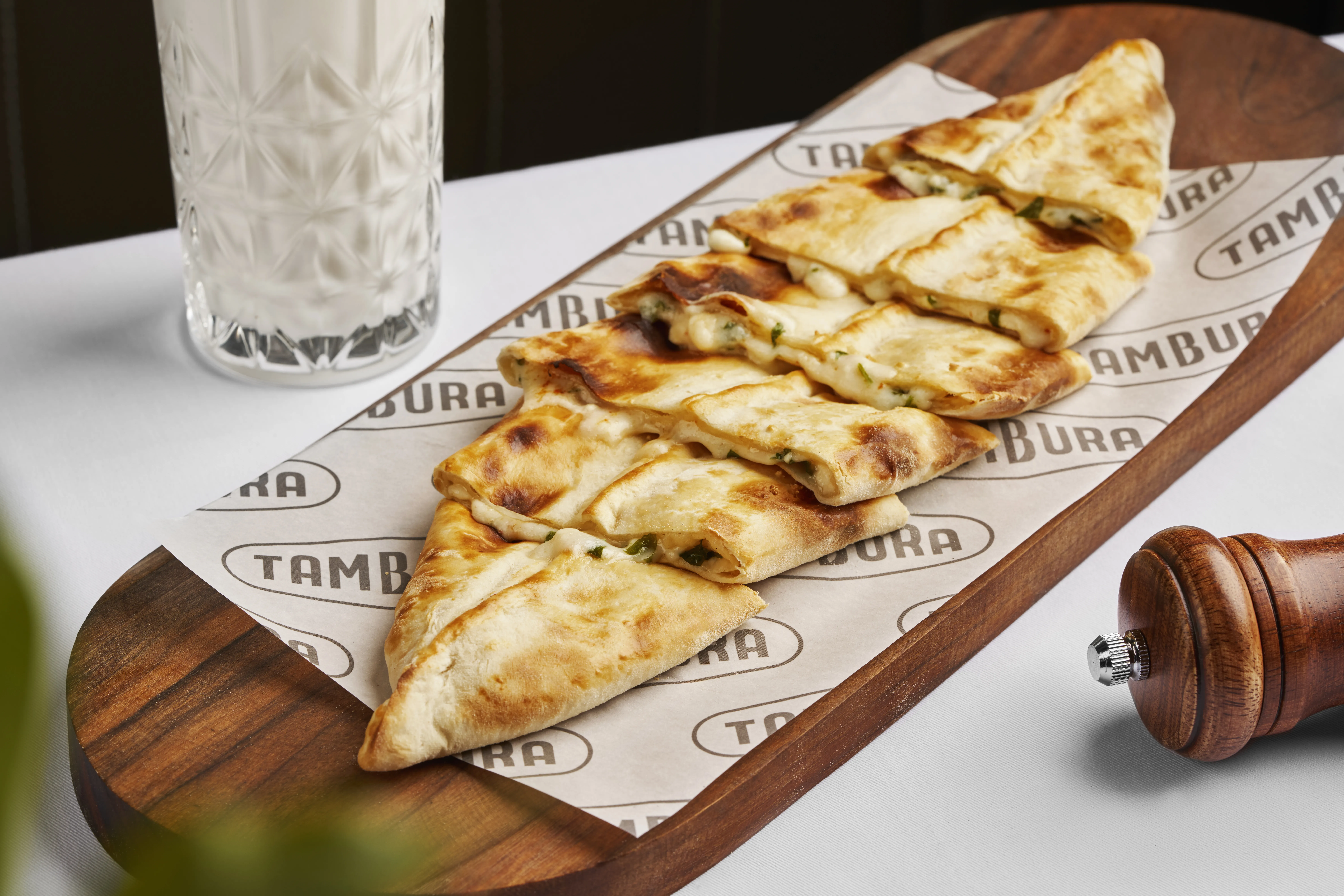 Qapalı türk pidesi