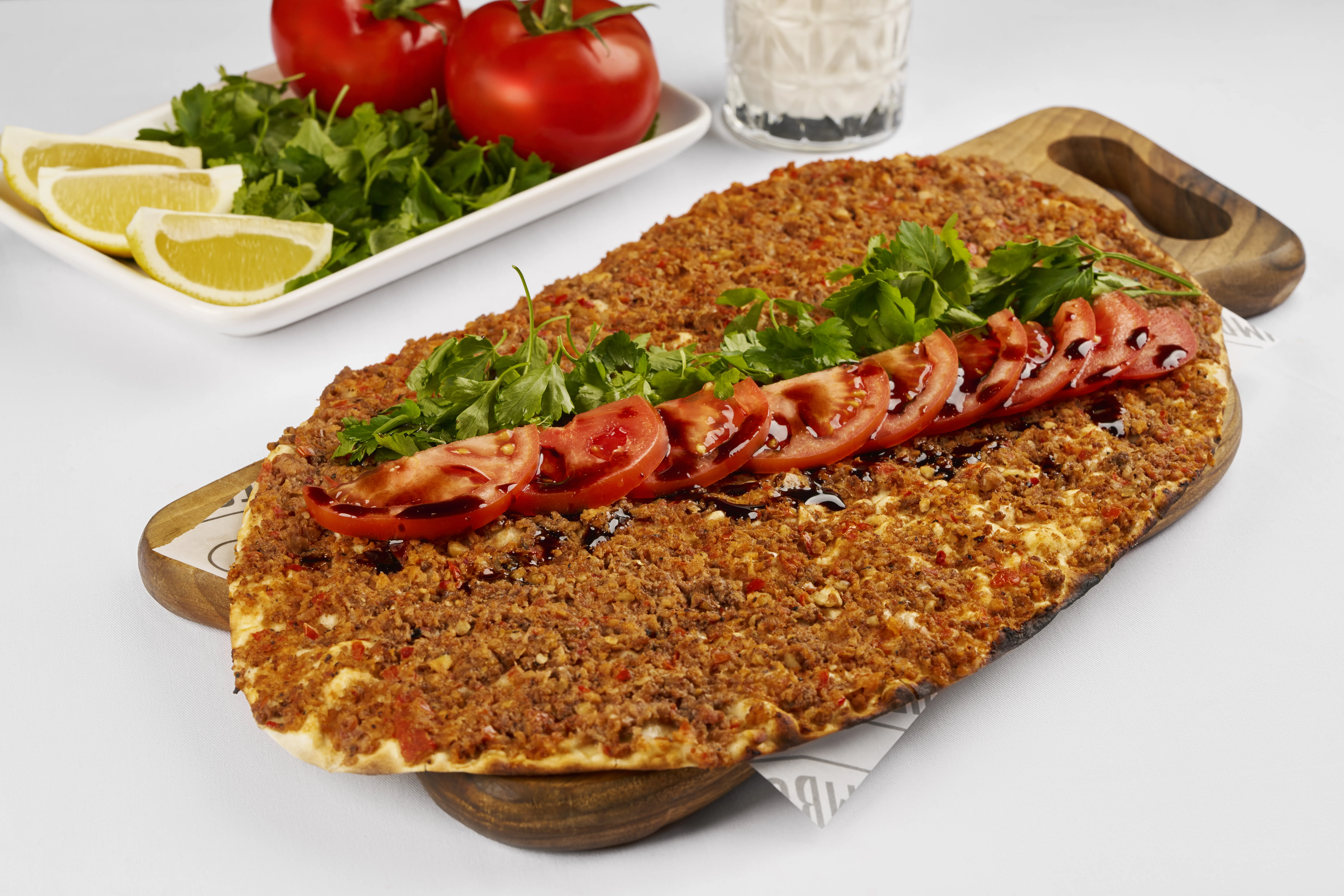 Ayvalı lahmacun
