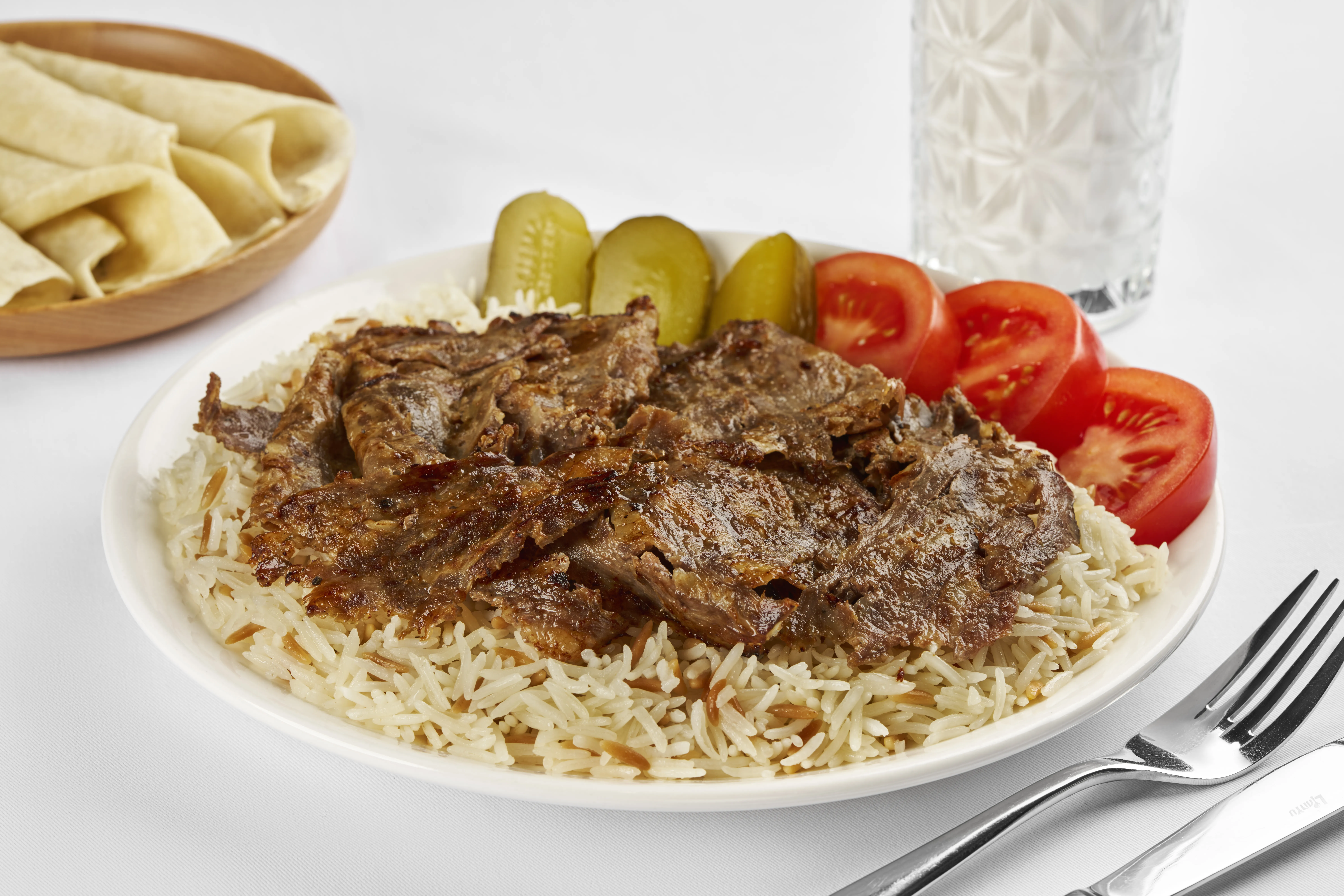 Plov üstü yarpaq ət