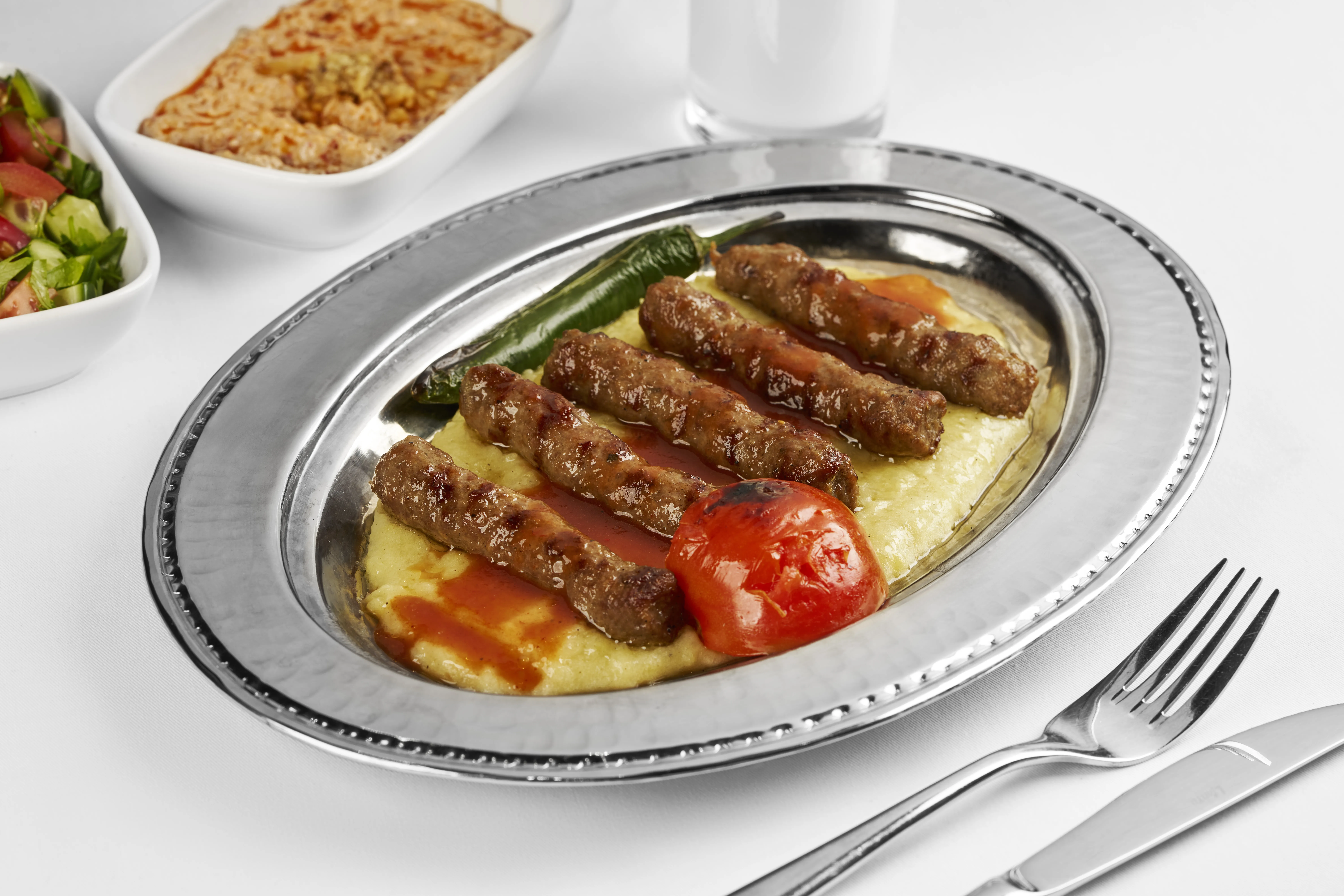 Püreli tambura köfte